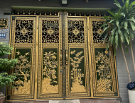 Thi công cổng nhôm đúc hoa lá ở quận 12 