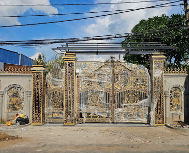 CỔNG NHÔM ĐÚC HOÀNG GIA