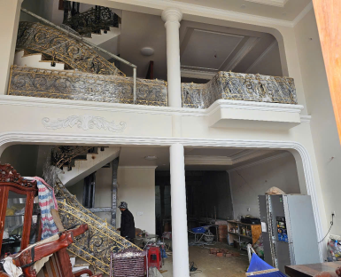 CỔNG NHÔM ĐÚC HOÀNG GIA