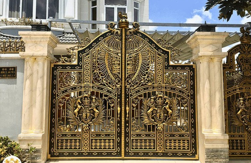 CỔNG NHÔM ĐÚC HOÀNG GIA