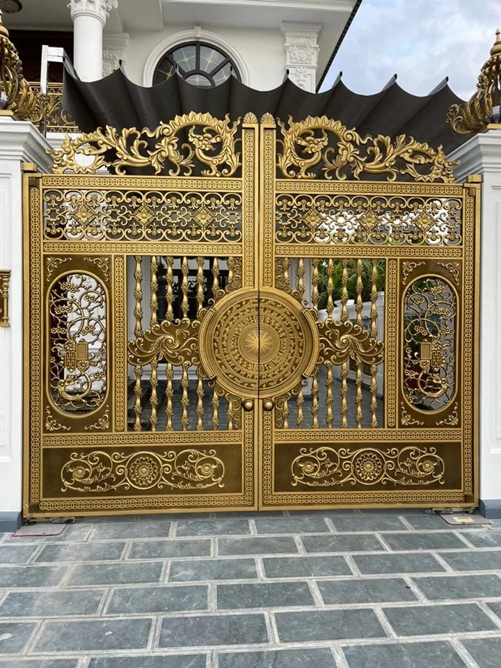 Cổng nhôm đúc ở tại Đồng Tháp