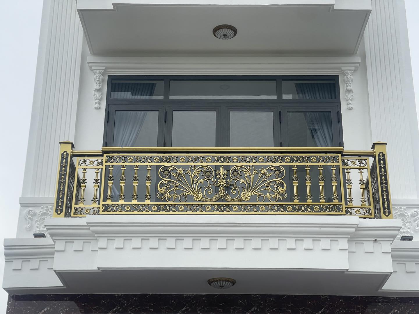 Lan can nhôm đúc biệt thự đẹp