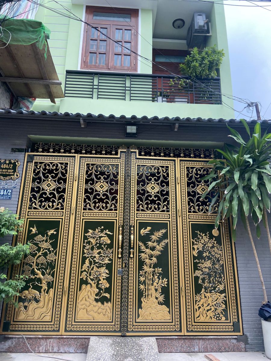 cổng nhôm đúc