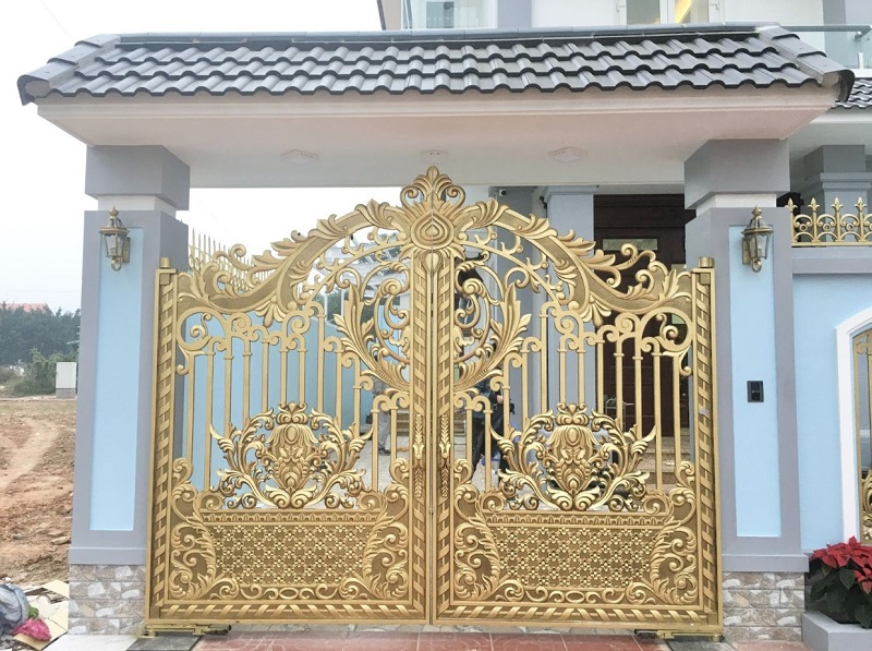 Cổng nhôm đúc hoa lá tây 2026