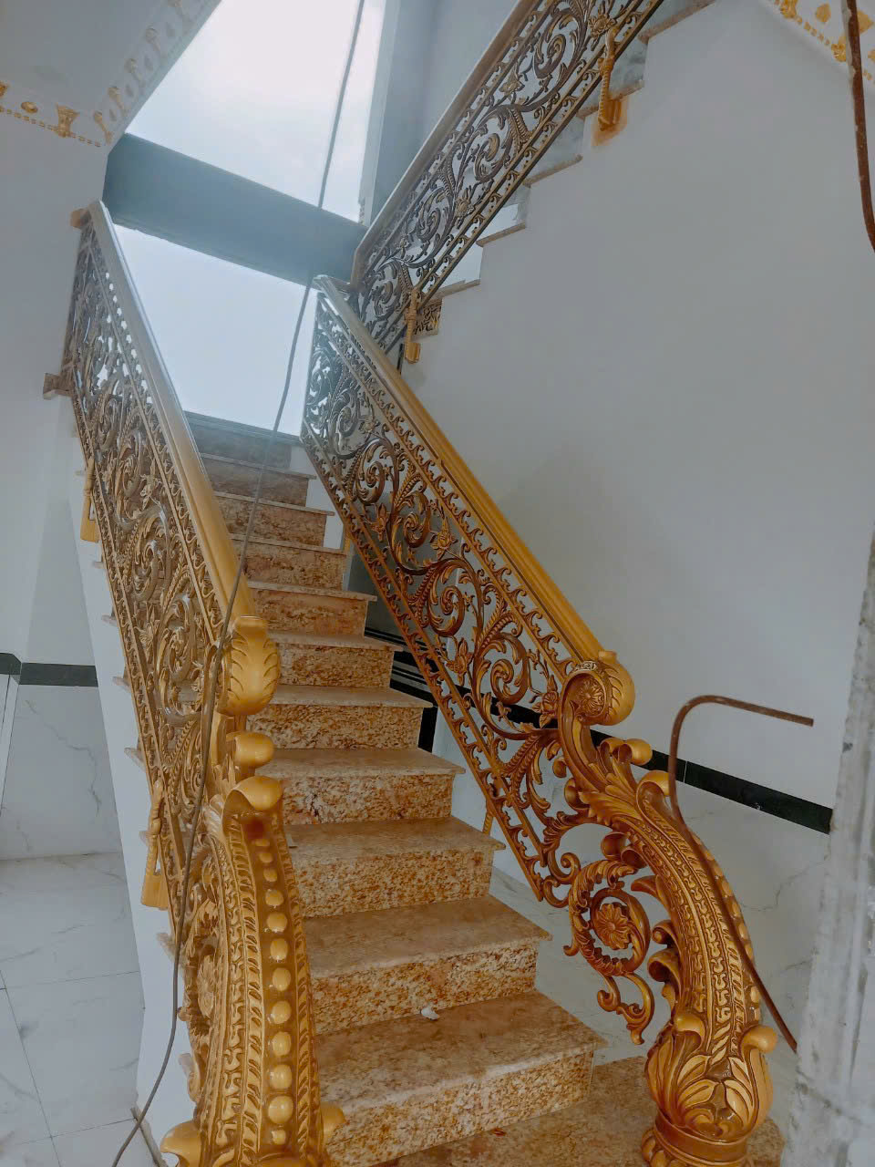 Cầu thang mẫu C14