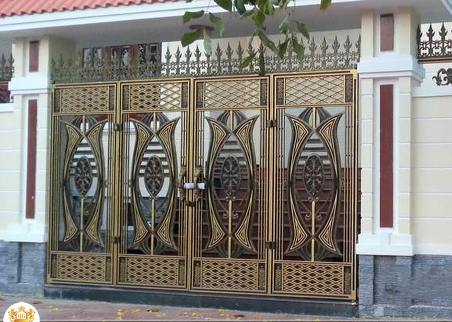 Cổng nhôm đúc 4 cánh mẫu 10